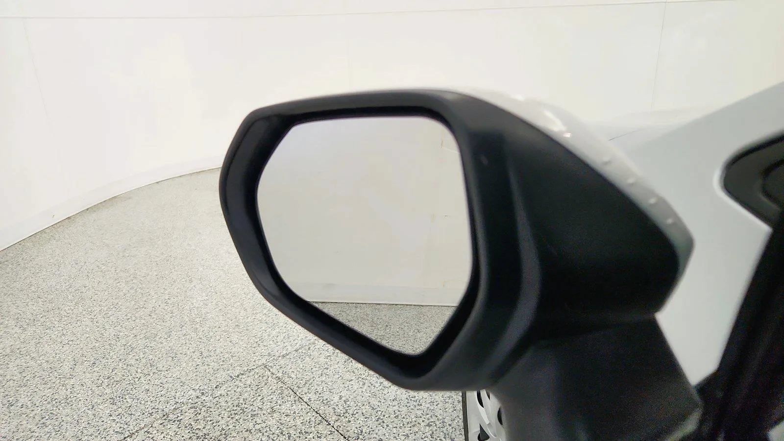 Used 2025 Toyota Corolla LE FWD image 16