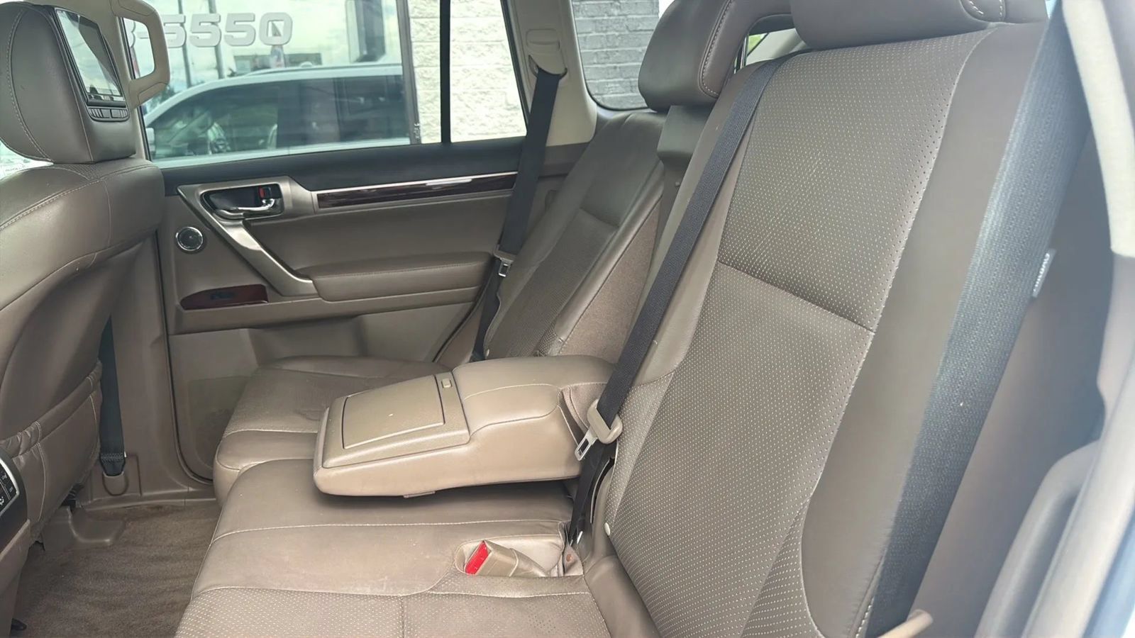 Used 2015 Lexus GX 460 Luxury AWD/4WD image 31