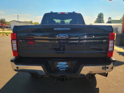 Used 2022 Ford F250 XLT w/ XLT Premium Package image 5