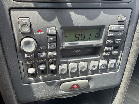 Used 1998 Volvo S70 FWD image 15