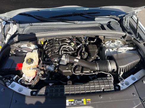 Used 2022 Jeep Grand Cherokee L Limited image 20