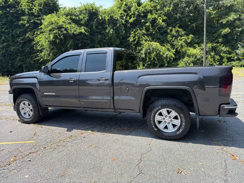 Used 2016 GMC Sierra 1500 SLE w/ SLE Value Package AWD/4WD image 4