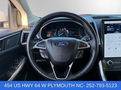 Certified 2024 Ford Edge SEL w/ Convenience Package AWD/4WD image 12