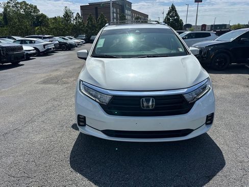 Used 2021 Honda Odyssey Elite image 2