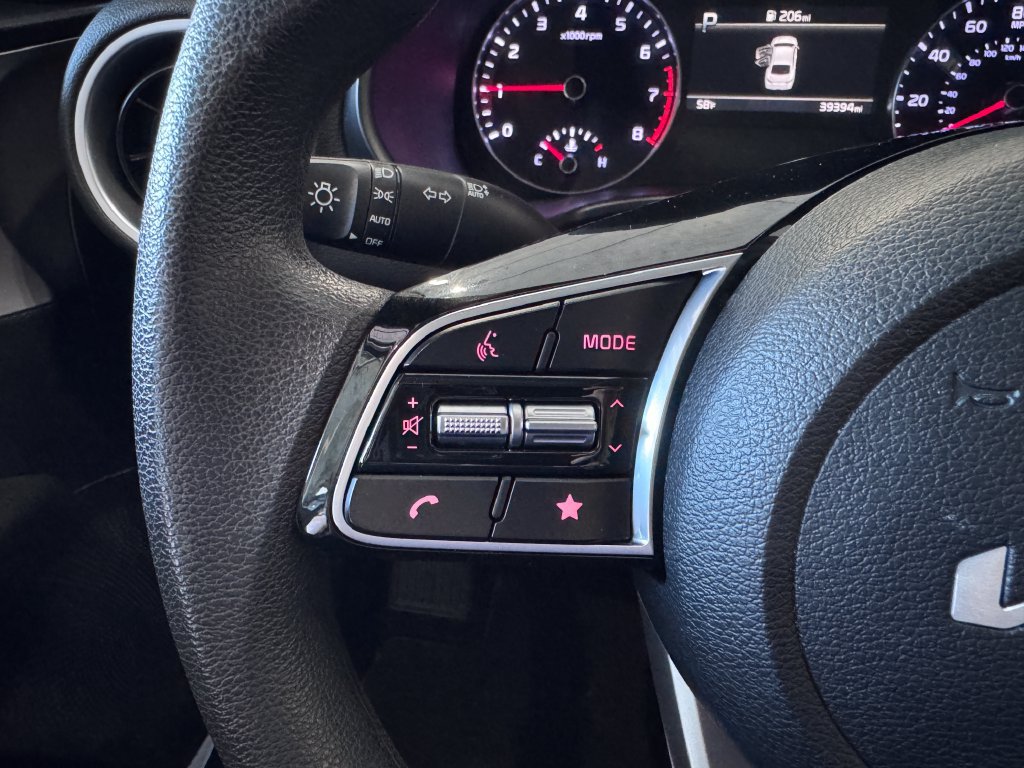 Used 2024 Kia Forte LXS w/ LXS Technology Package FWD image 14