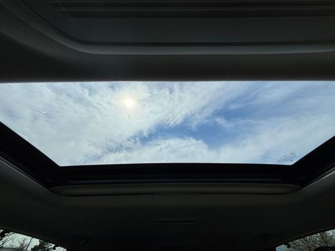 Used 2025 MAZDA CX-90 3.3 Turbo w/ Preferred Package image 31