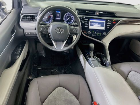 Used 2020 Toyota Camry LE FWD image 20