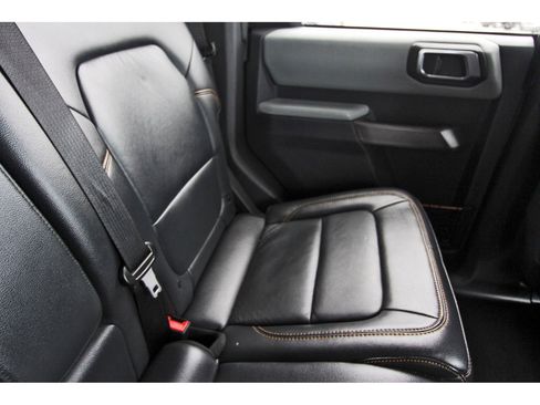 Used 2023 Ford Bronco Badlands AWD/4WD image 15