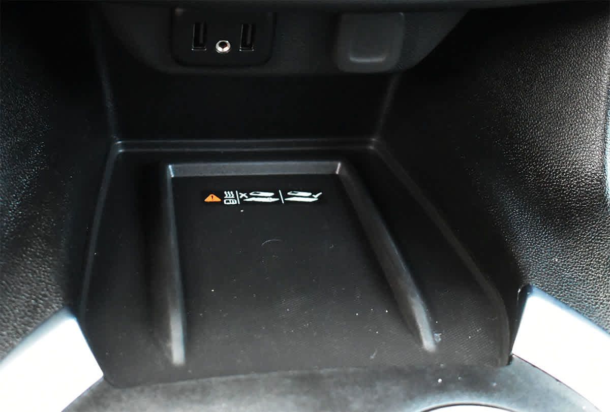 Used 2023 Chevrolet Traverse LT AWD/4WD image 21