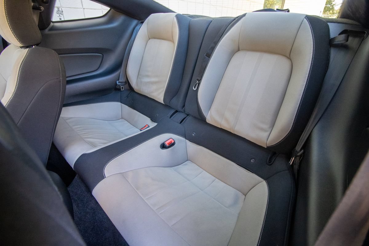 Used 2018 Ford Mustang GT RWD image 15