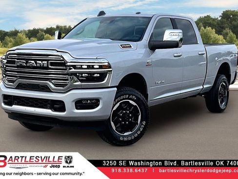 Used 2026 RAM 2500 Laramie AWD/4WD image 1