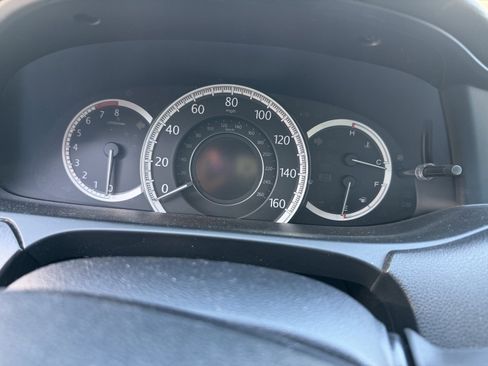 Used 2015 Honda Accord EX image 8