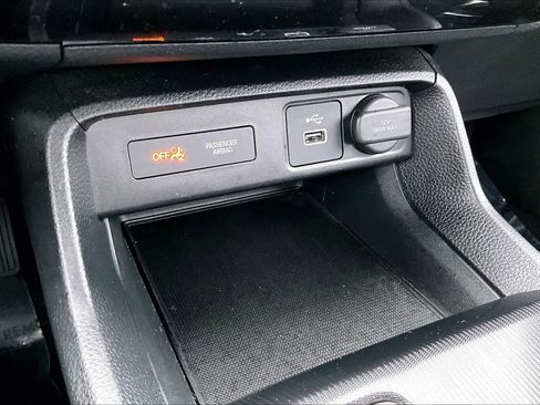 Used 2023 Honda Civic LX image 33