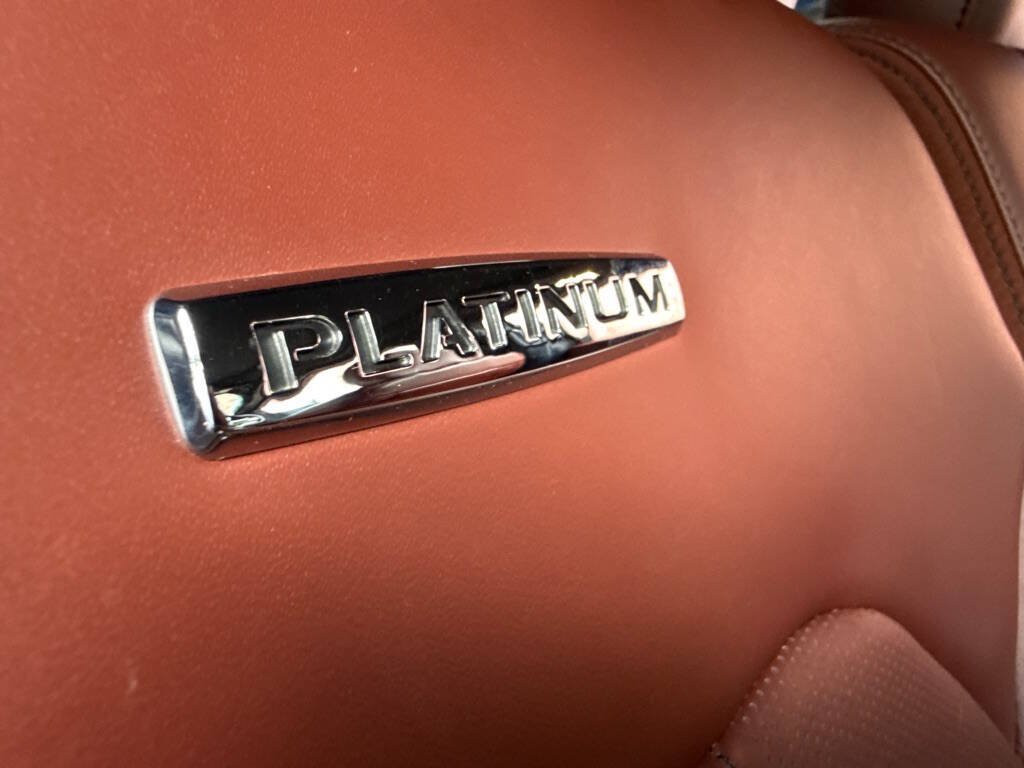 Used 2018 Ford F150 Platinum w/ Equipment Group 701A Luxury AWD/4WD image 15