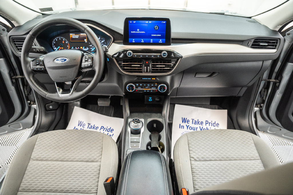 Used 2022 Ford Escape SE w/ SE Sport Appearance Package AWD/4WD image 21