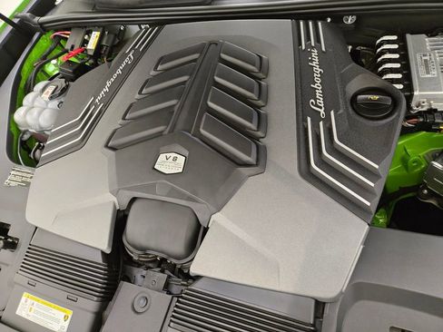 Used 2023 Lamborghini Urus S image 31