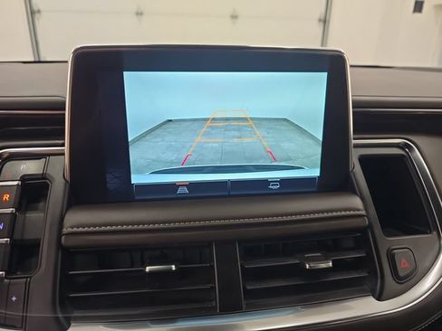 Used 2024 GMC Yukon XL SLE AWD/4WD image 23