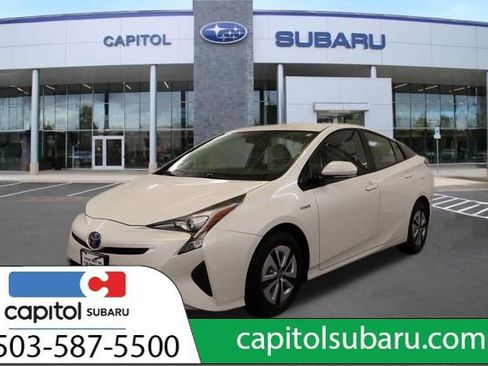 Used 2017 Toyota Prius Two w/ Carpet Mat Package image 6