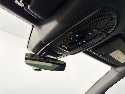 Certified 2024 Porsche Cayenne image 24