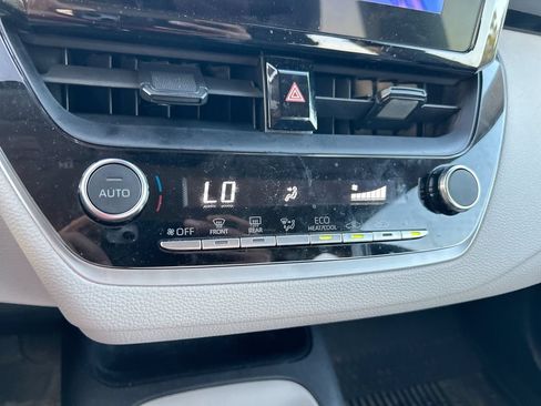 Used 2024 Toyota Corolla LE FWD image 24