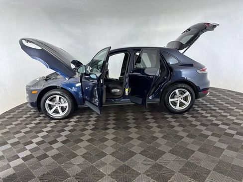 Used 2020 Porsche Macan AWD/4WD image 11