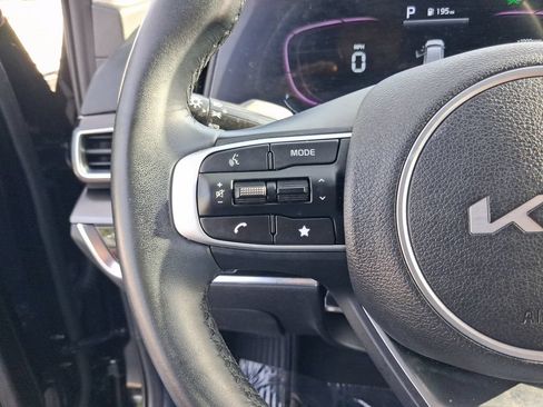 Used 2024 Kia Sportage EX FWD image 22
