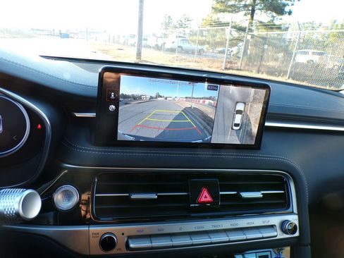 Used 2026 Genesis G70 2.5T Prestige image 6