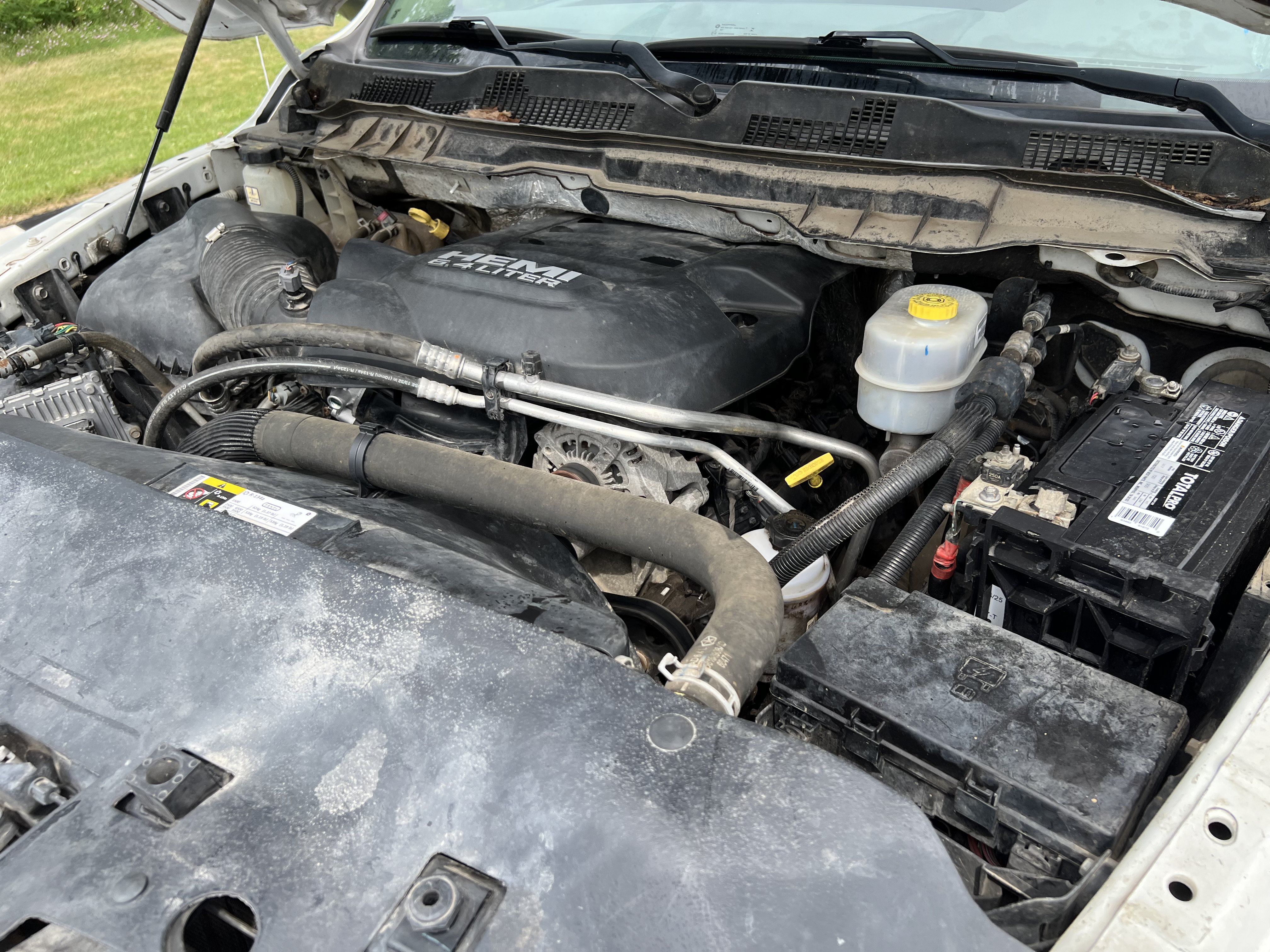 Used 2018 RAM 2500 Tradesman w/ Chrome Appearance Group AWD/4WD image 31