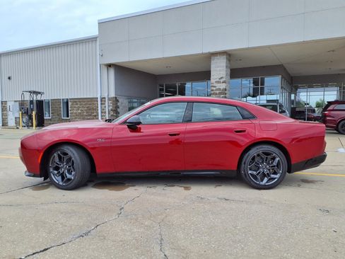 New 2026 Dodge Charger R/T w/ Driver Convenience Group AWD/4WD image 22