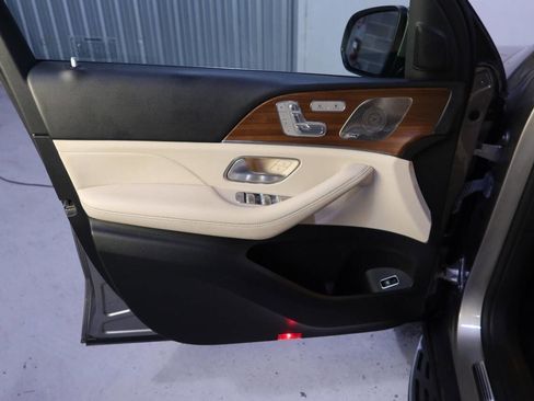 Used 2022 Mercedes-Benz GLE 350 image 32