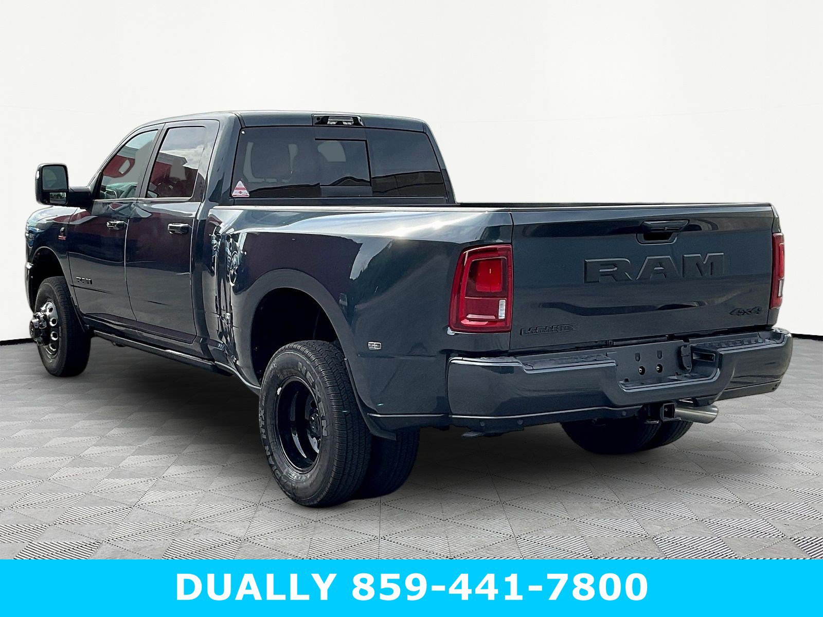 New 2027 RAM 3500 Laramie AWD/4WD image 4
