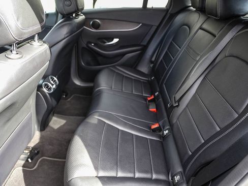 Used 2022 Mercedes-Benz GLC 300 image 18