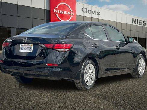 Certified 2024 Nissan Sentra S FWD image 3