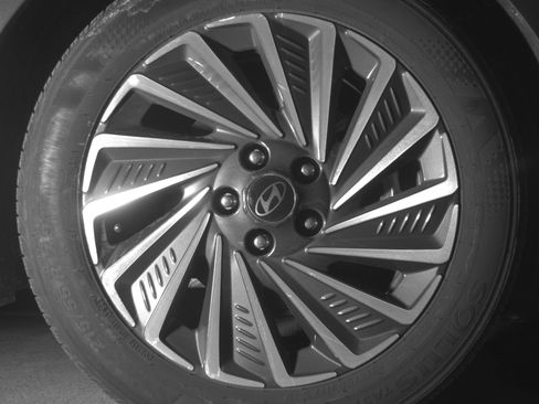 Used 2025 Hyundai Sonata SEL image 13