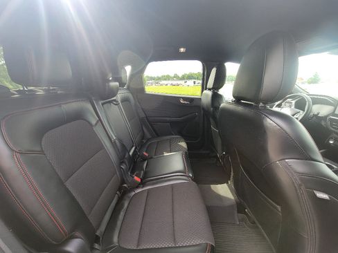 Used 2024 Ford Escape ST-Line w/ Tech Pack #1 AWD/4WD image 31