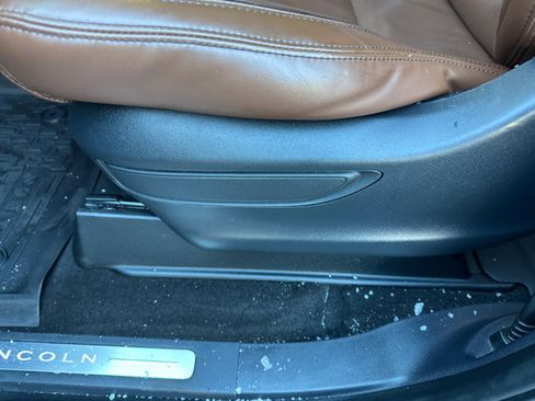 Used 2023 Lincoln Navigator L Reserve image 27