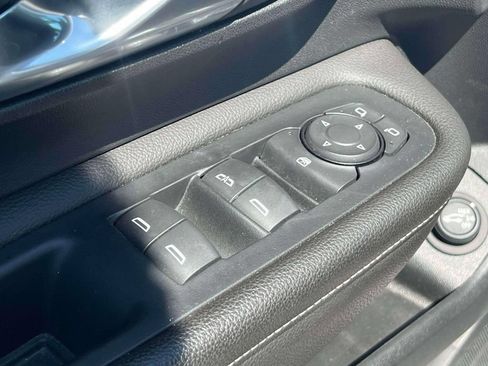 Used 2022 GMC Terrain Denali w/ Denali Premium Package AWD/4WD image 19