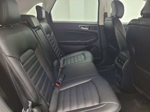 Used 2019 Ford Edge SEL w/ Equipment Group 201A AWD/4WD image 19