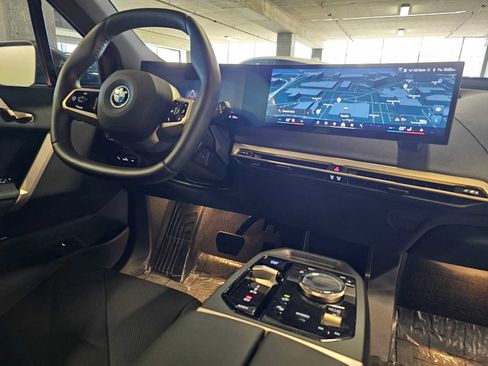 Certified 2025 BMW iX xDrive50 w/ Sport Package AWD/4WD image 32