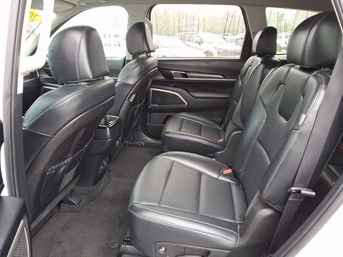 Used 2024 Kia Telluride S w/ S Sunroof Package image 12