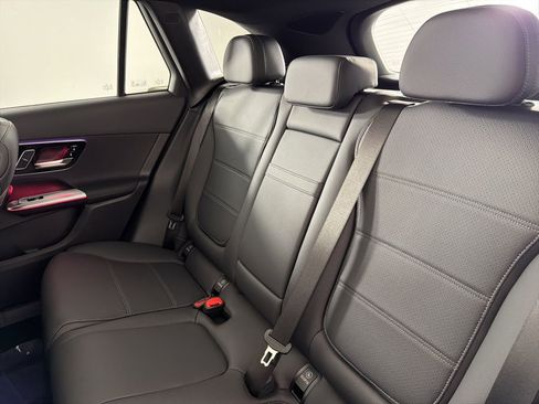 New 2026 Mercedes-Benz GLC 300 4MATIC image 27