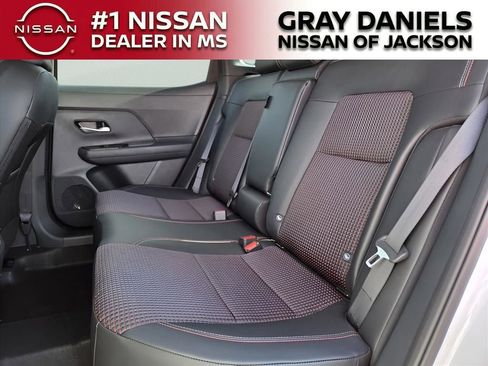 New 2026 Nissan Kicks SR AWD/4WD image 15