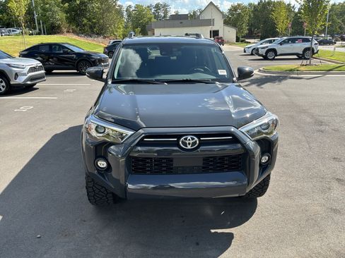 Used 2024 Toyota 4Runner SR5 Premium w/ Moonroof Package AWD/4WD image 5