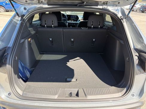 New 2026 Chevrolet Trax RS FWD image 10