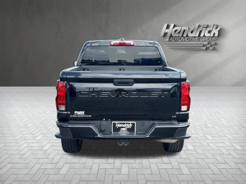 Used 2024 Chevrolet Colorado LT AWD/4WD image 9