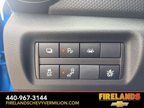 Used 2025 Nissan Kicks Play S image 6