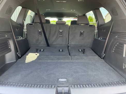 Used 2025 GMC Acadia Elevation AWD/4WD image 26
