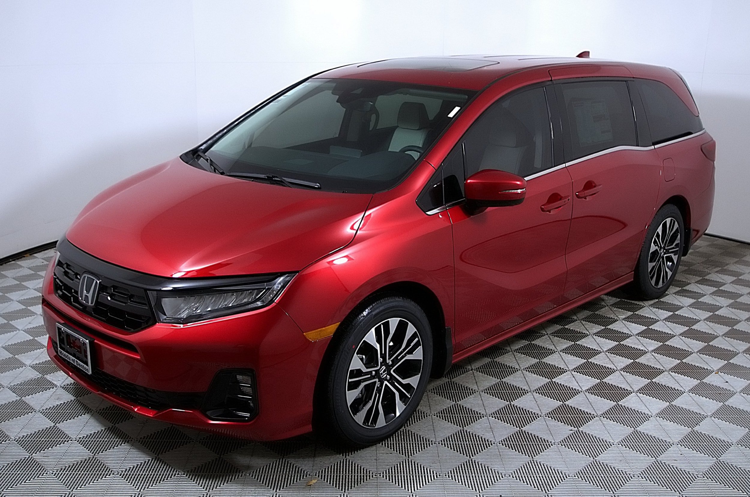 New 2026 Honda Odyssey Elite image 3