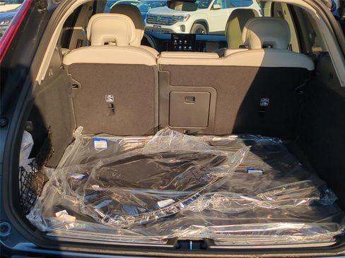 New 2026 Volvo XC60 B5 Ultra w/ Protection Package Premier image 22