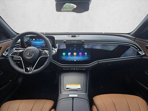 New 2026 Mercedes-Benz E 450 4MATIC Sedan image 15